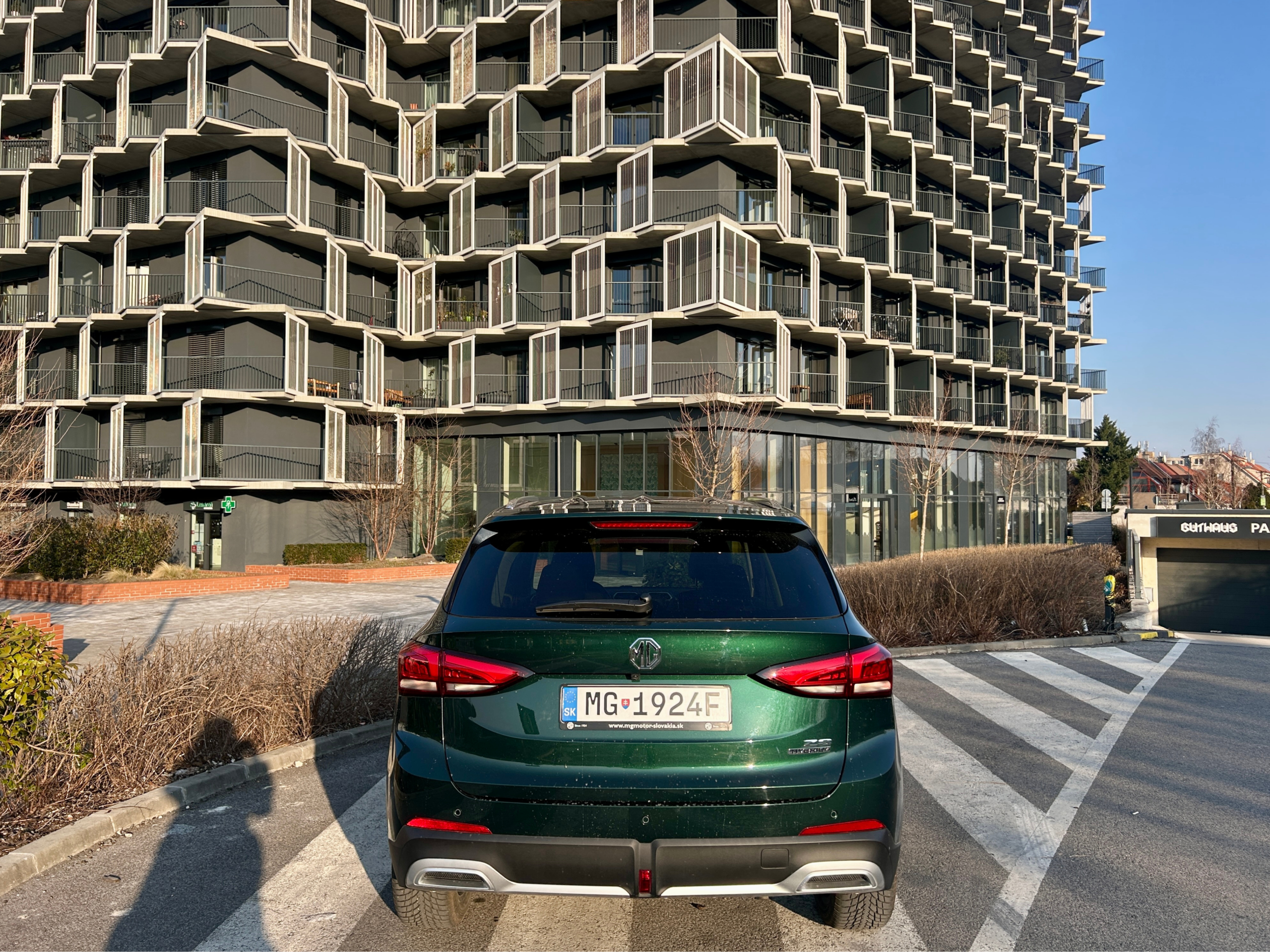 TEST: MG ZS Hybrid+ – mestský crossover s elektrickým duchom