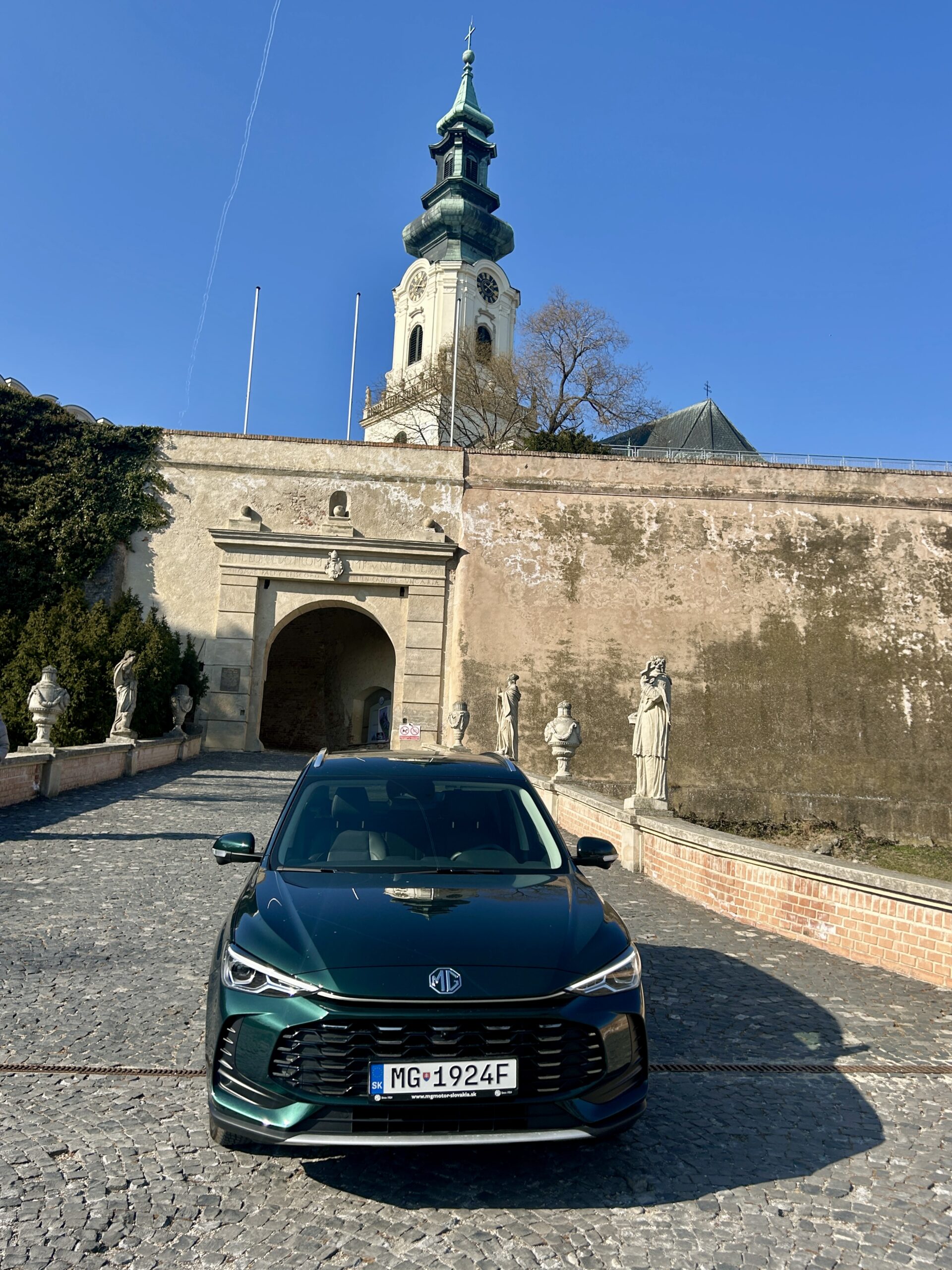 TEST: MG ZS Hybrid+ – mestský crossover s elektrickým duchom
