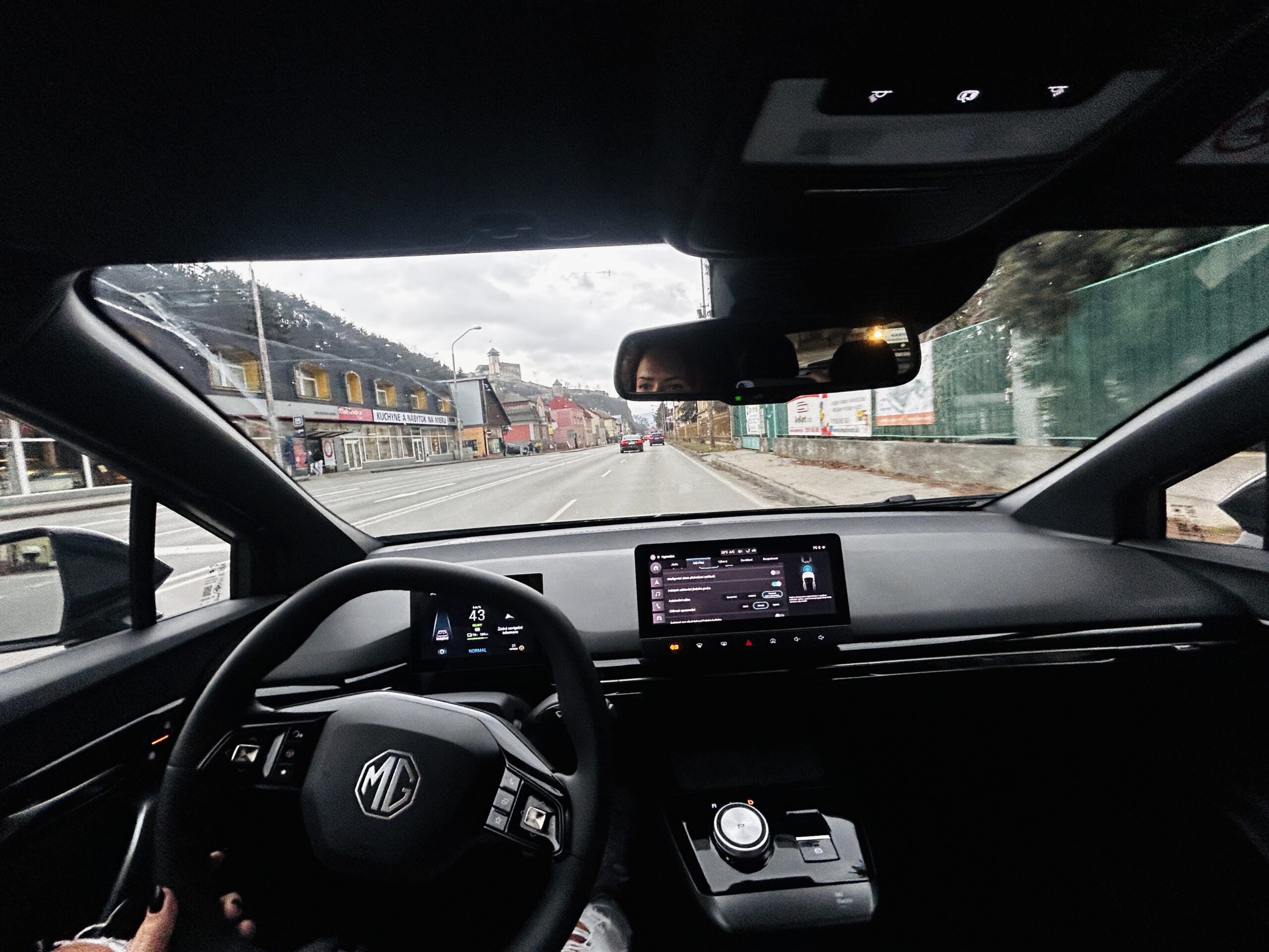 Pravda o MG4 XPower: tento test prekvapil aj nás