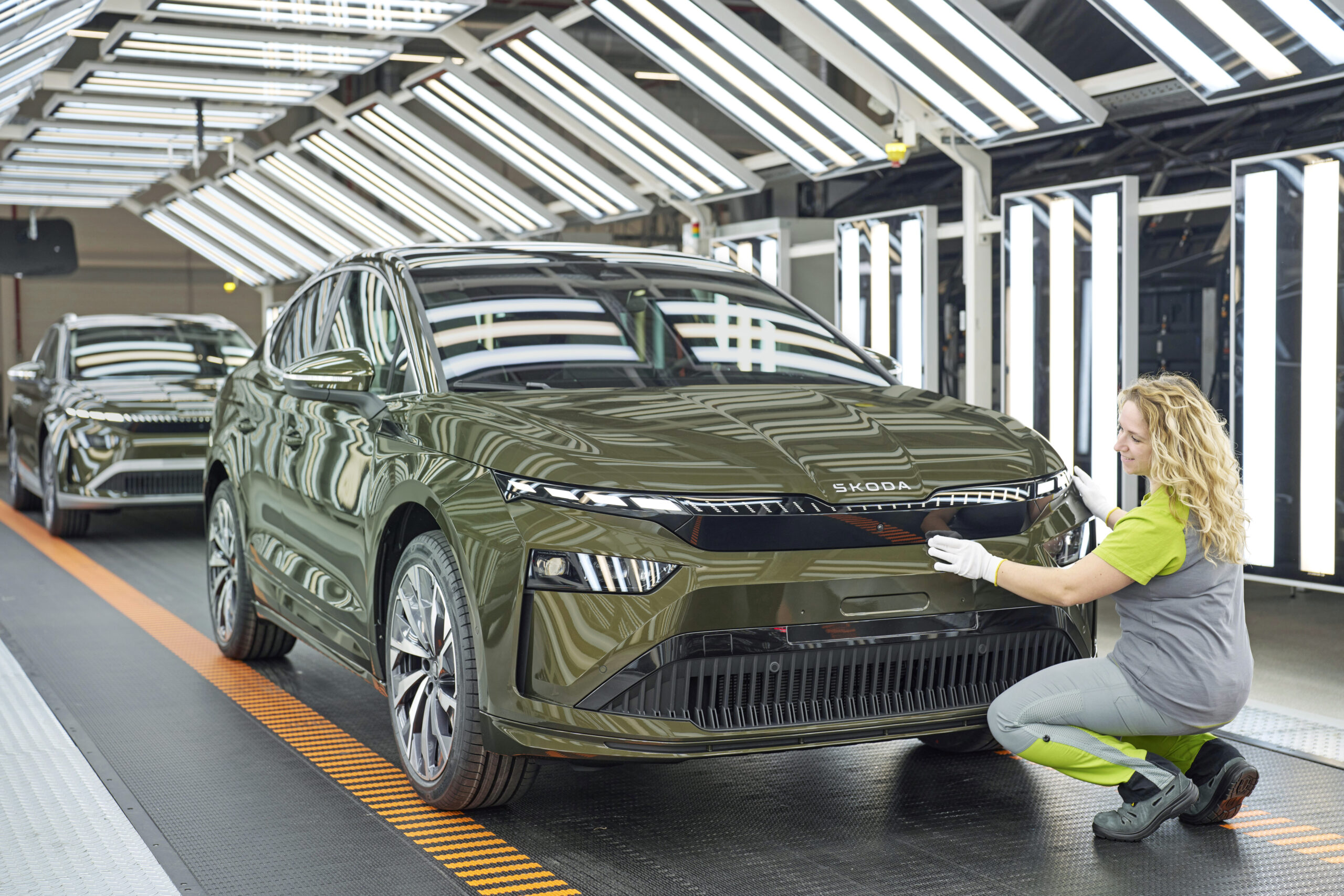 Škoda Auto spustila výrobu nových modelov Enyaq a Enyaq Coupé