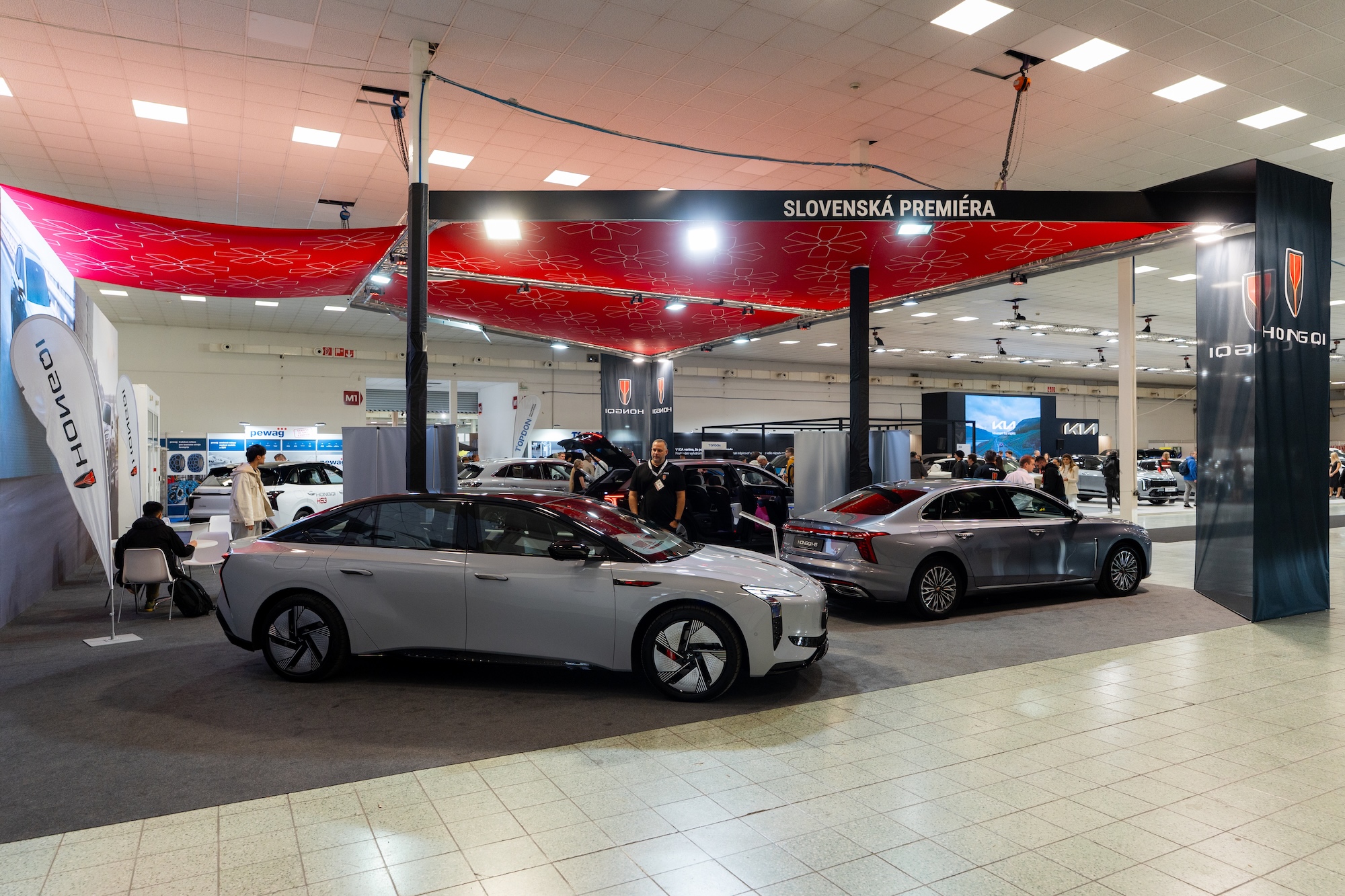 Hongqi na Autosalóne Nitra: päť modelov pre Slovensko