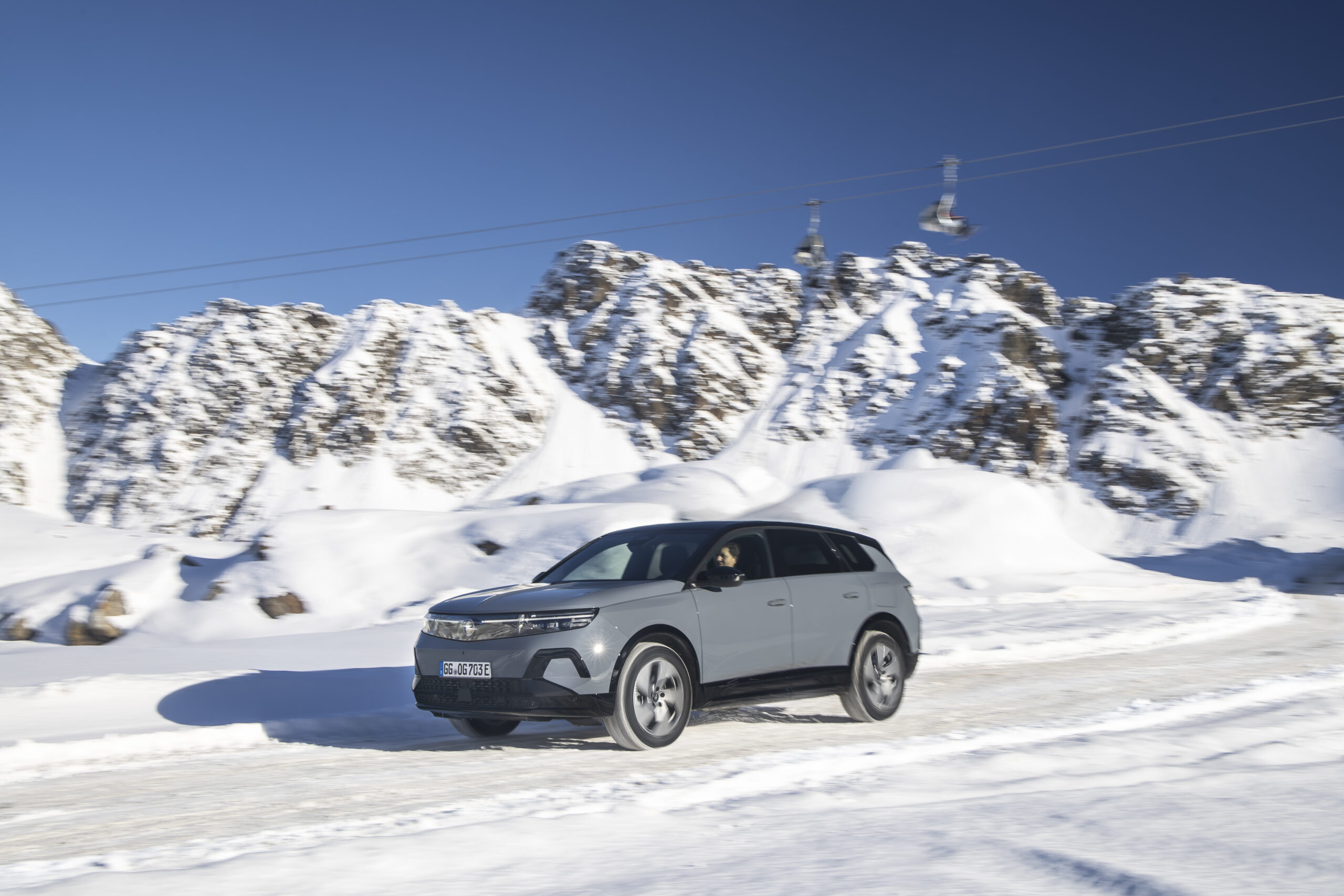 Opel Grandland Electric AWD prichádza s pohonom 4×4