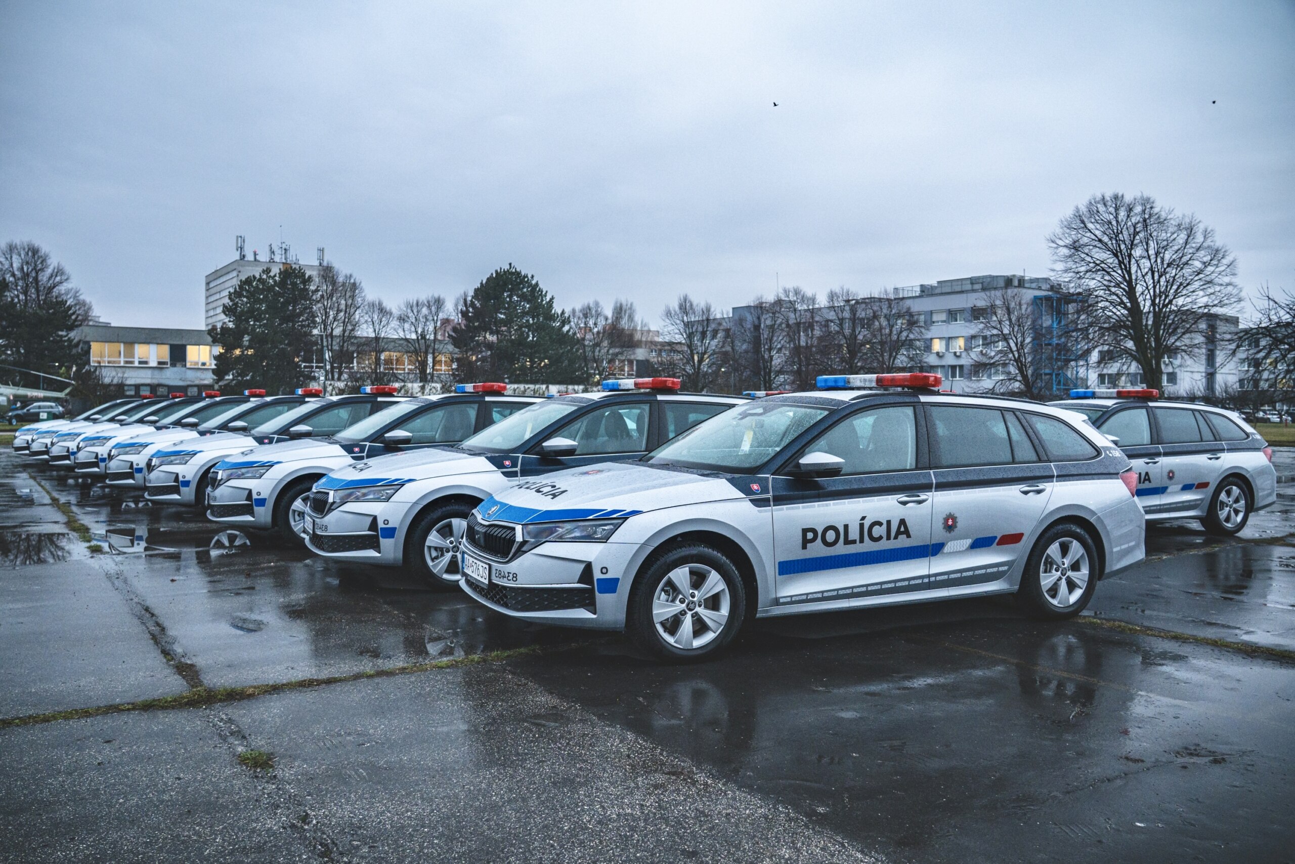 Škoda Auto Slovensko dodala 17 Octavií polícii