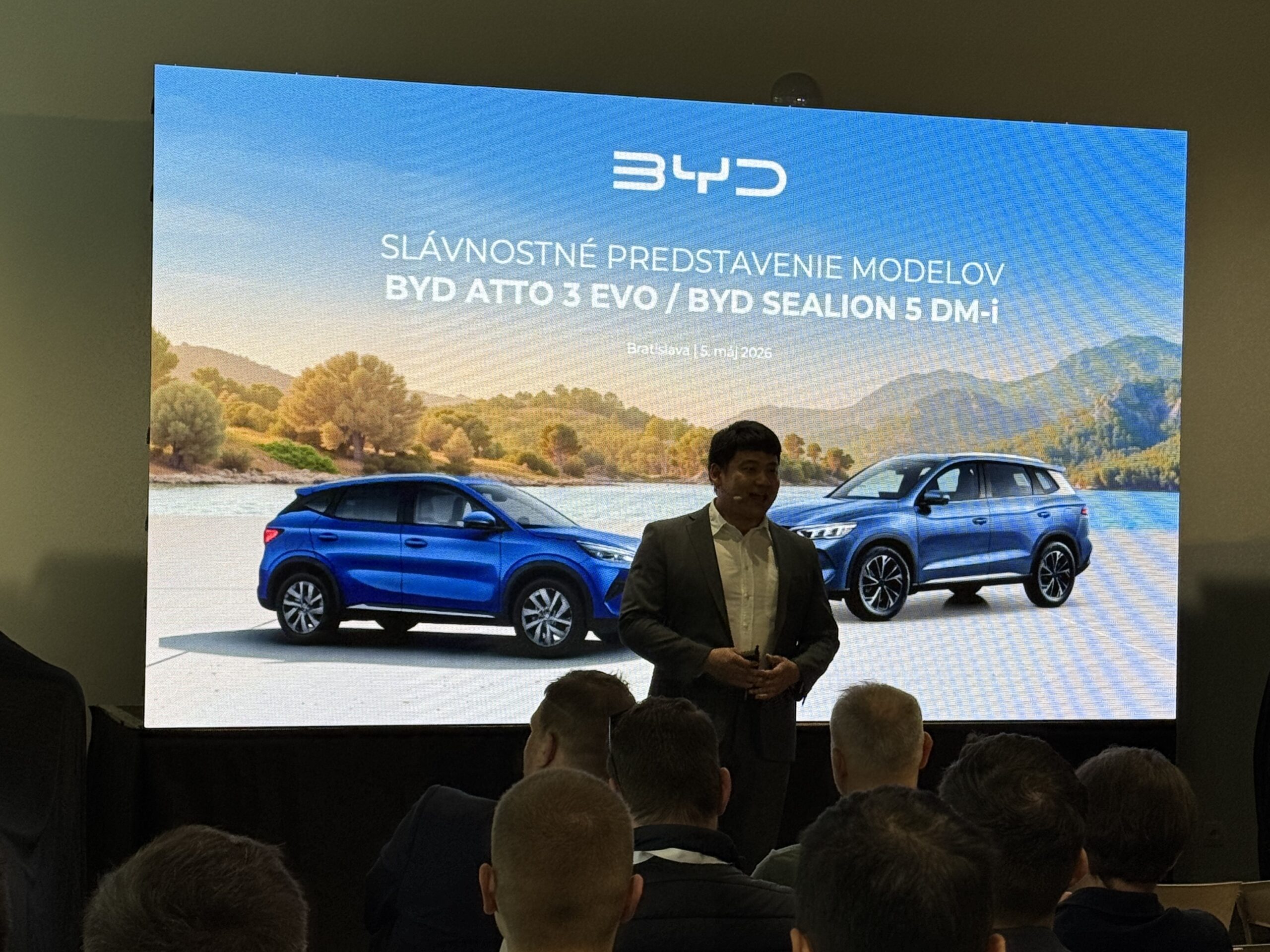 BYD SUV 1