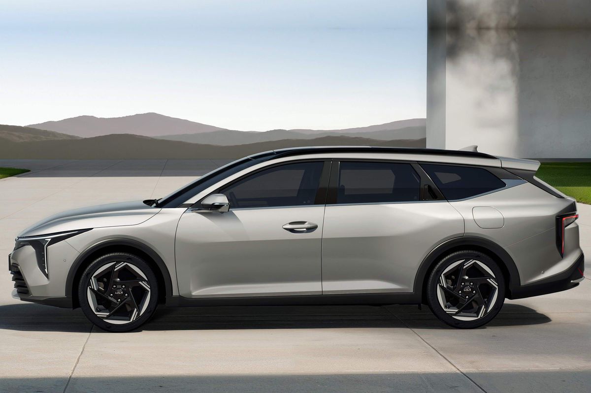 Kia K4 SW