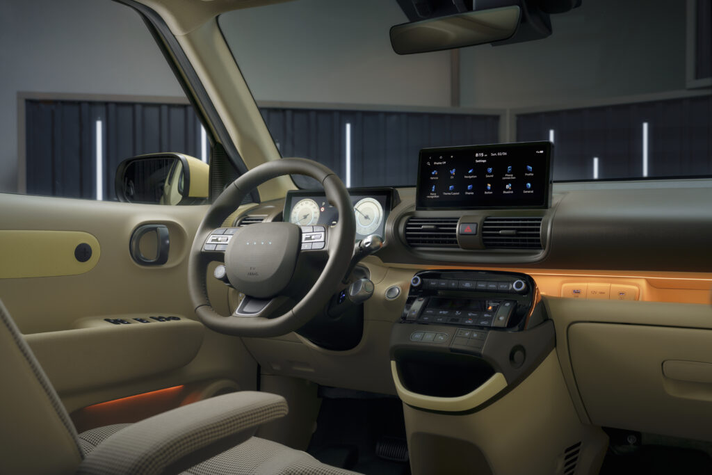 Hyundai INSTER Interier