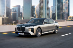 nove BMW rad 7